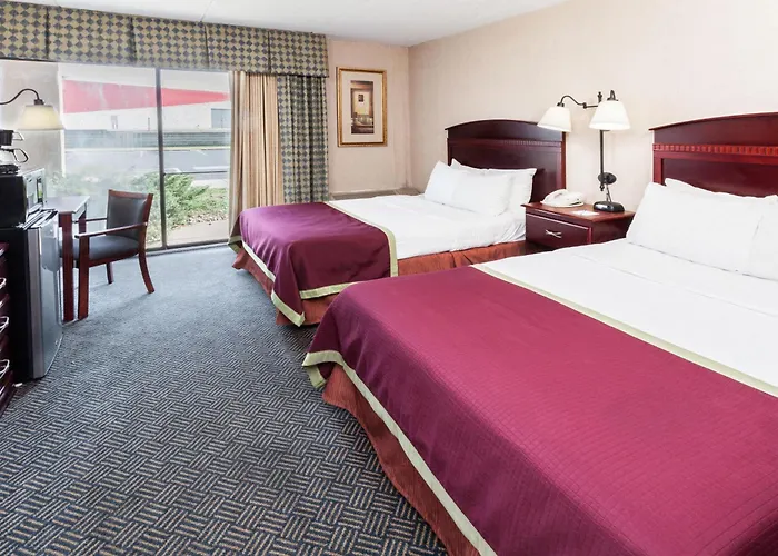 Baymont By Wyndham Michigan City