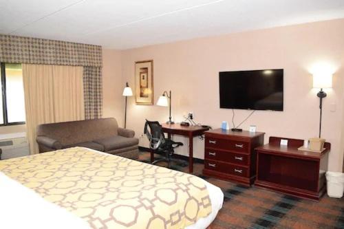 Baymont By Wyndham Michigan Hotel 2*