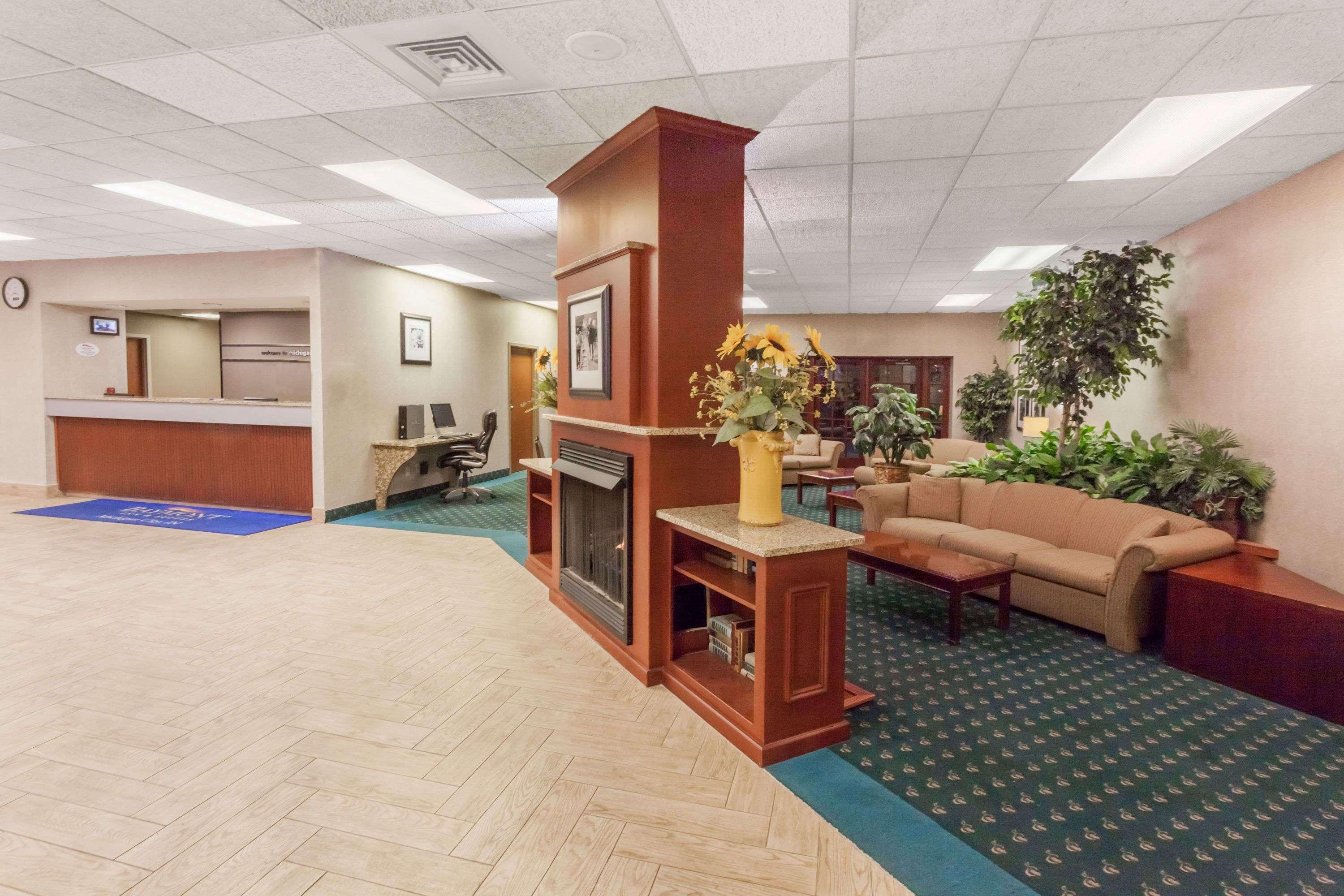 Hotel Baymont By Wyndham Michigan Michigan City