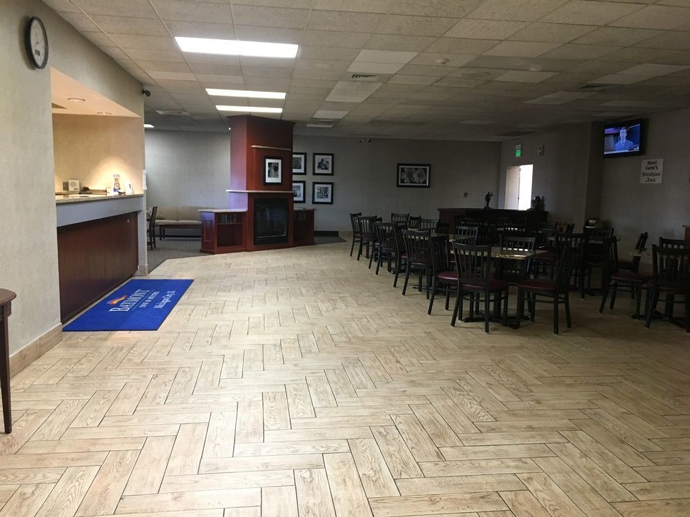 Hotel Baymont By Wyndham Michigan 2*